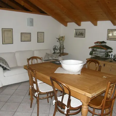 Apartment La Casa Del Gelsomino Ospedaletto (Trentino Alto Adige)